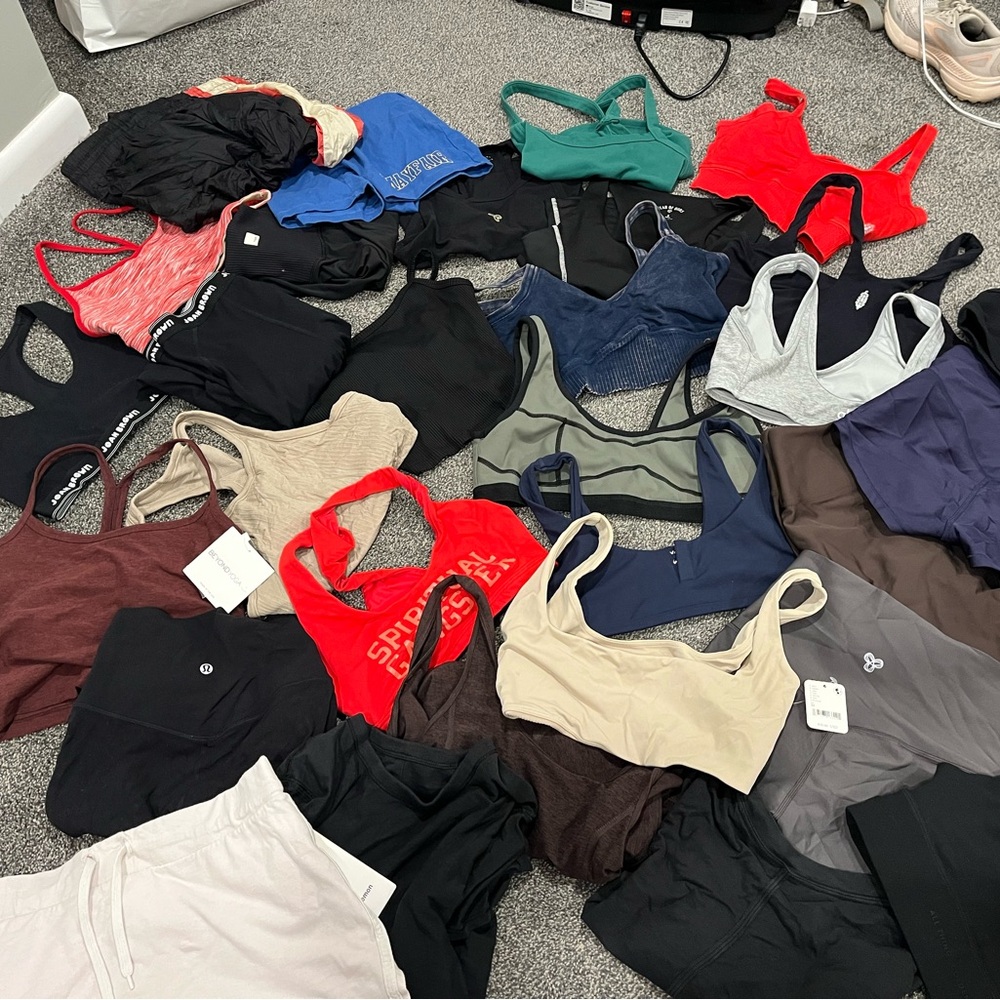 WORKOUT GEAR